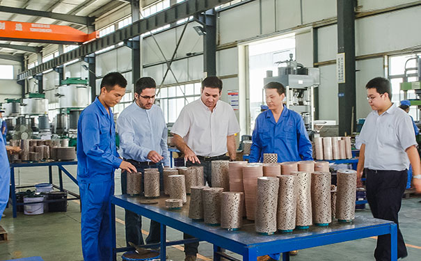 金剛石鋸片切割不同材質石材對性能的影響 金剛石鋸片切割不同材質石材對性能的影響