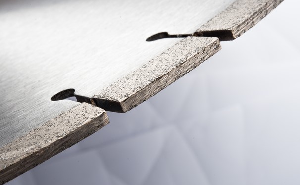 專業(yè)馬路加工者經(jīng)驗(yàn)之談: 混凝土切割片的用途!